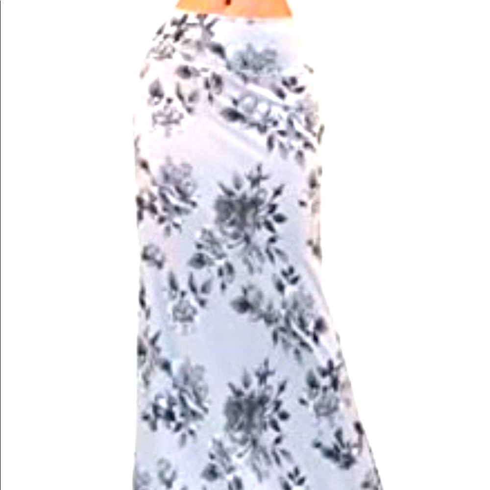 GotStyle Vivicastle Multicolored Print High Waist Maxi Skirt, BNWT - Size Small